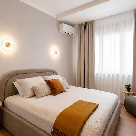 Apartment Elegant Calea Victoriei With Balcony Bucharest