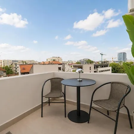 Elegant Calea Victoriei With Balcony *